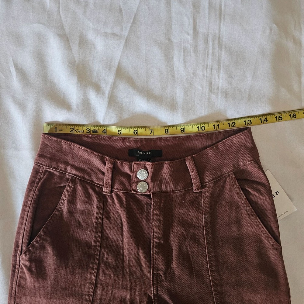 Forever 21 Women's Brown Twill Flare Cargo Pants Size Medium NWT - Picture 11 of 16